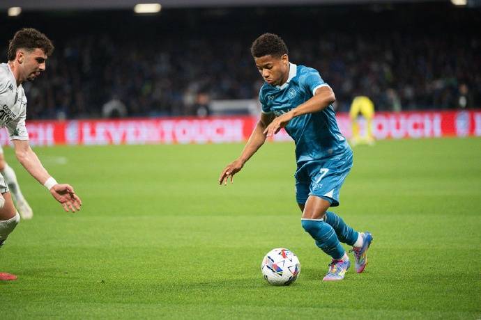 那不勒斯球队士气高昂，迎接挑战的简单介绍