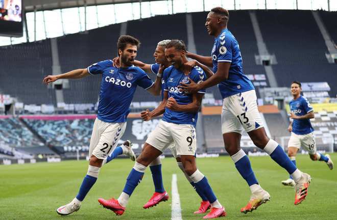 开云体育入口-关于切尔西准备打破常规：全力冲击冠军梦的信息