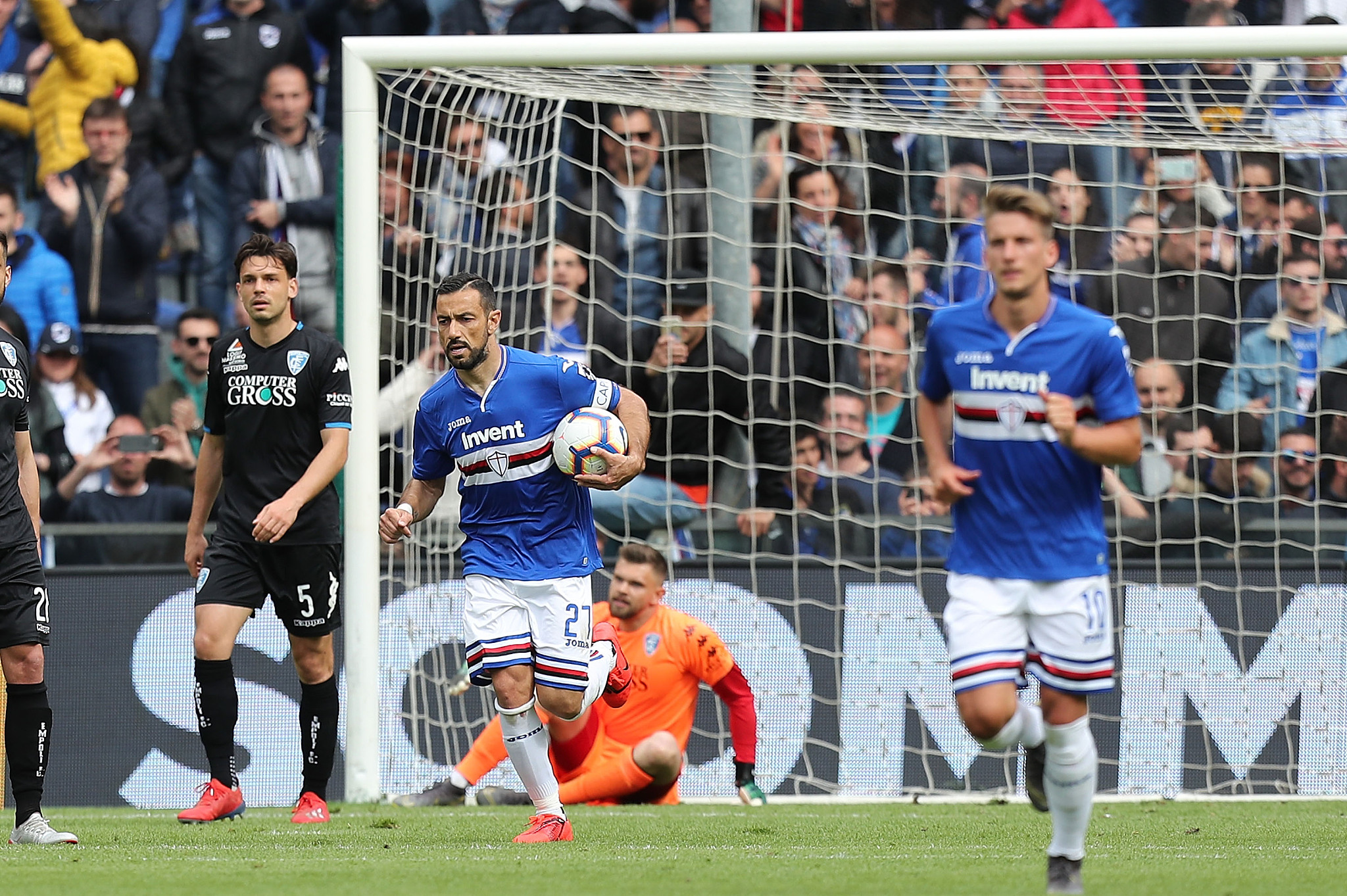 关于桑普多利亚客场大胜，重返胜利列车的信息