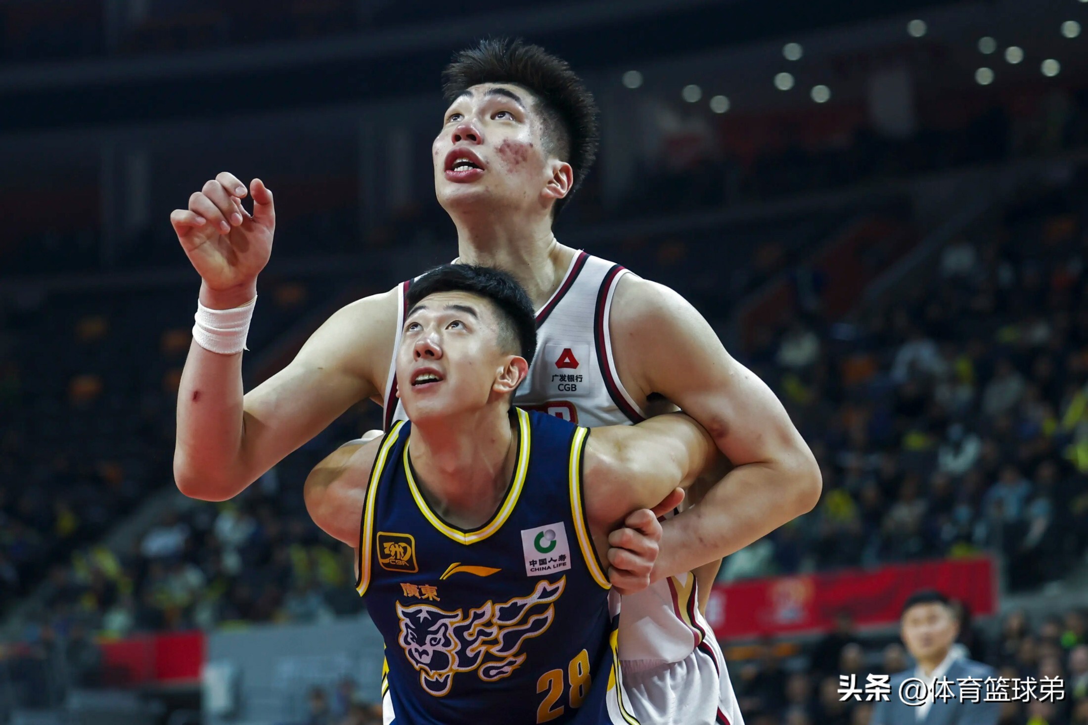 开云体育官网-新加入的球队引发热议，将为联赛增添更多看点