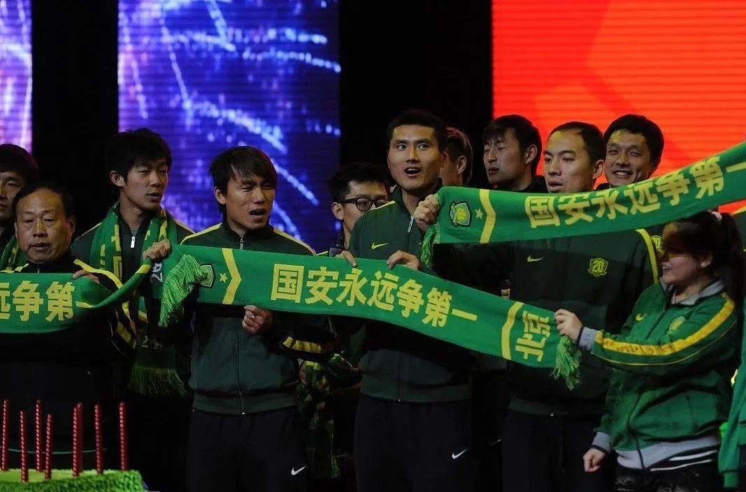 开云体育官方网站-夺冠热门！国安对战上港，中超霸主之争谁主沉浮的简单介绍