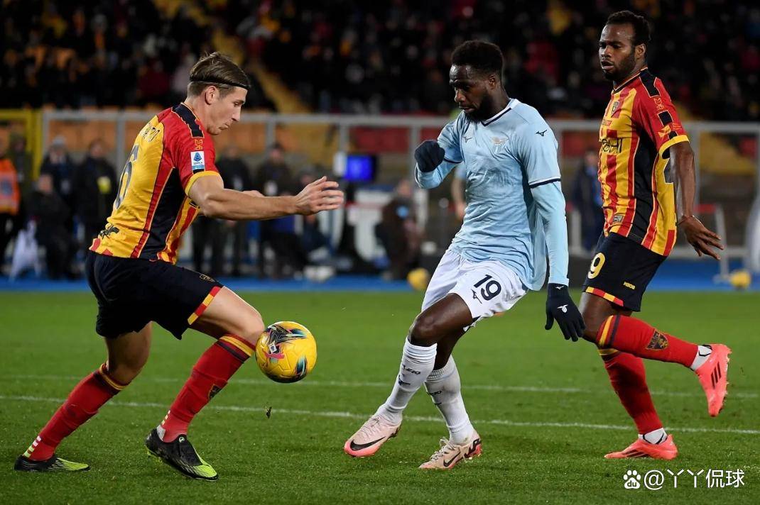 包含拉齐奥实力雄厚，继续争取欧冠资格的词条