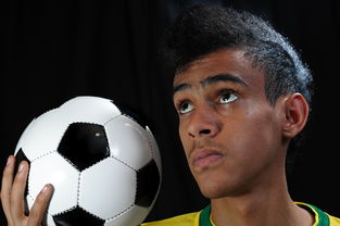 开云体育官方网站-塔斯马尼亚联球迷现场助威，激发球队夺冠斗志