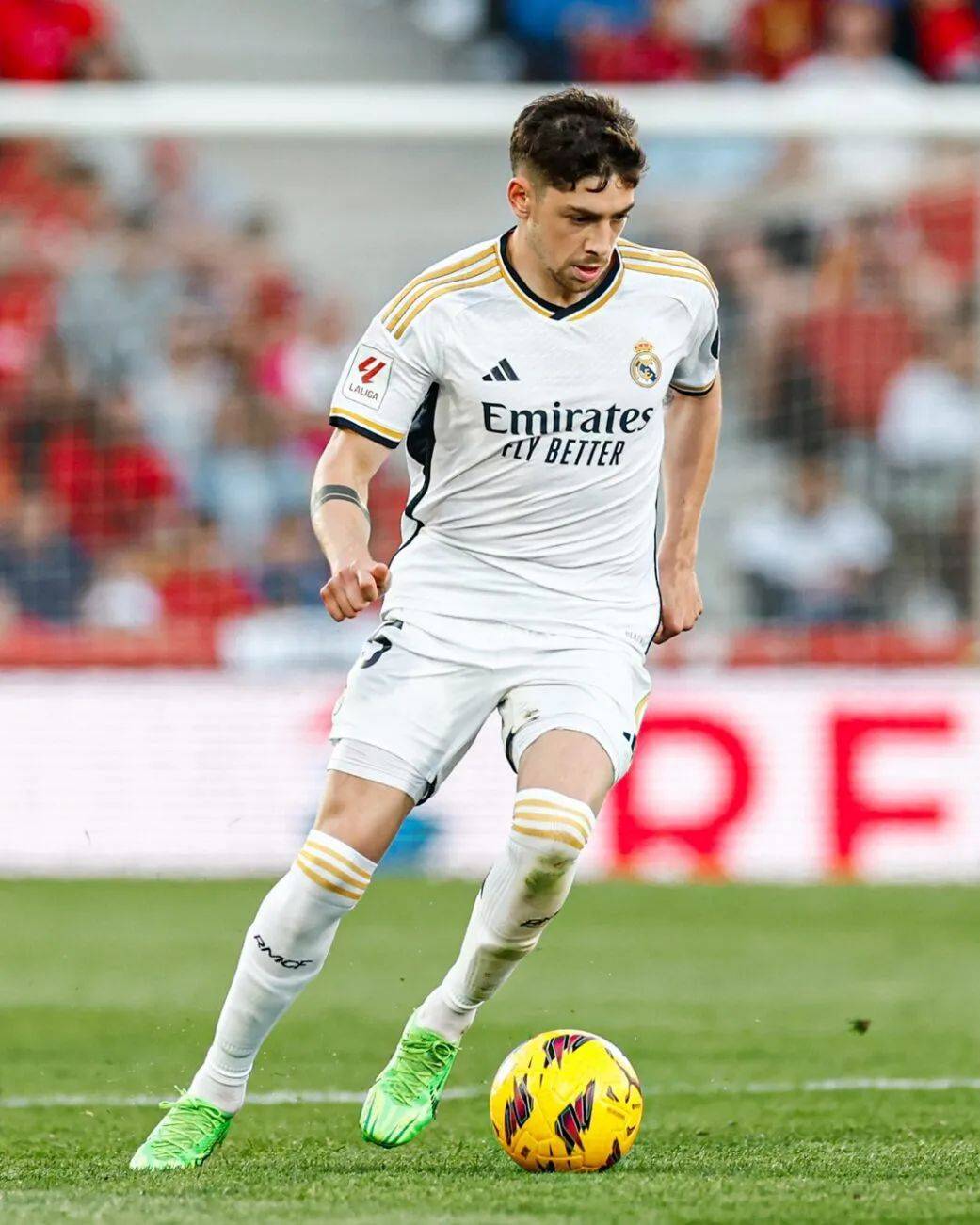 法兰克福客场全取三分，豪取胜利