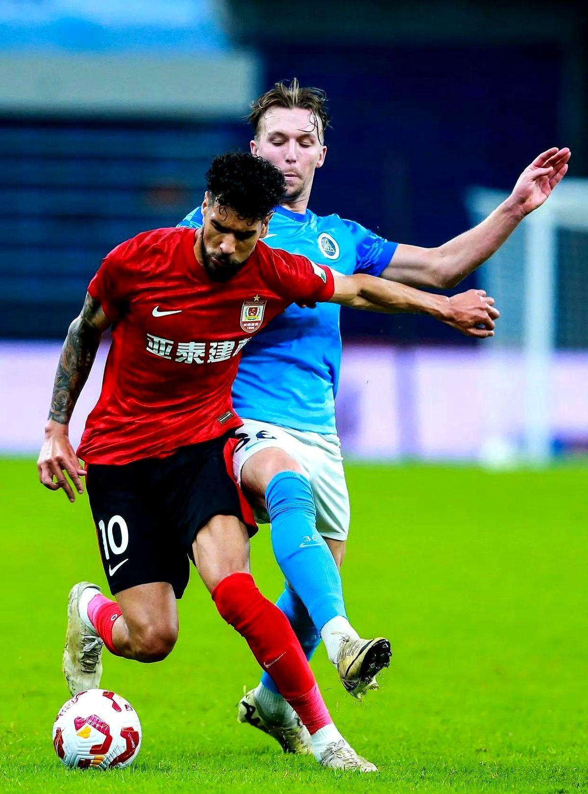 关于上海申花客场战平重庆斯威,保持不败状态的信息 关于上海申花客场战平重庆斯威,保持不败状态的信息