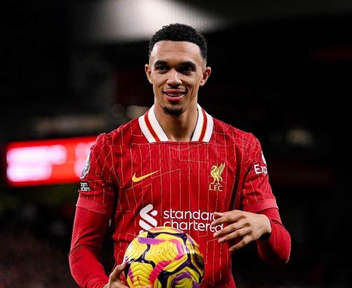 开云平台-关于利物浦旧将重返德甲，期待重焕辉煌的信息