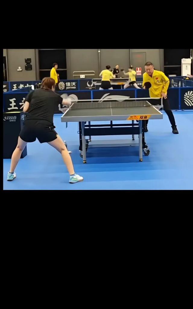 波兰对奥地利展开激烈对决，胜负难料的简单介绍