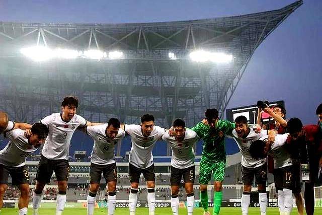 开云体育登录-包含国内足球联赛比拼激励，球员实力获称赞的词条