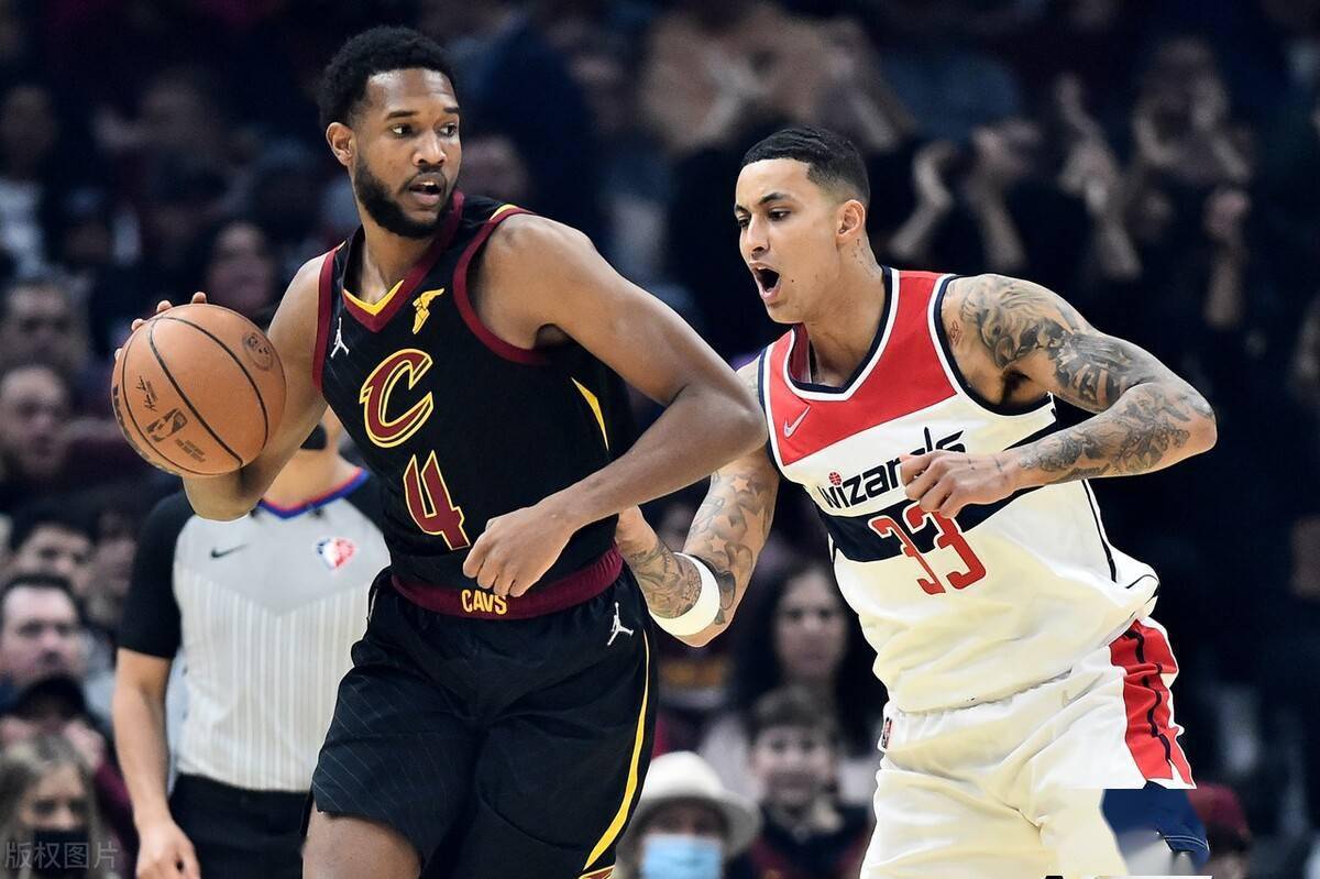 开云体育登录-包含勒沃库森中场脱颖而出，成为球队得分保障的词条