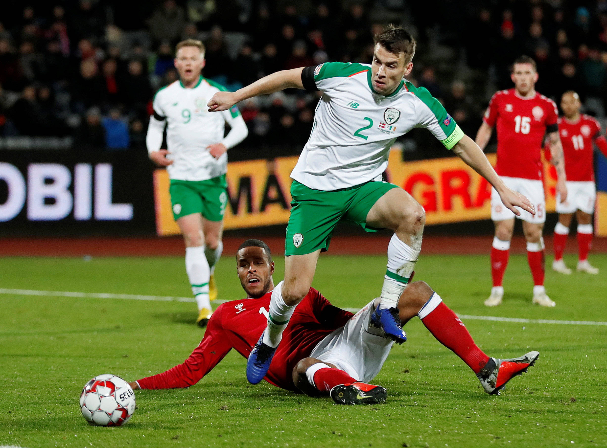 开云体育入口-匈牙利球队在近期比赛中展现雄心