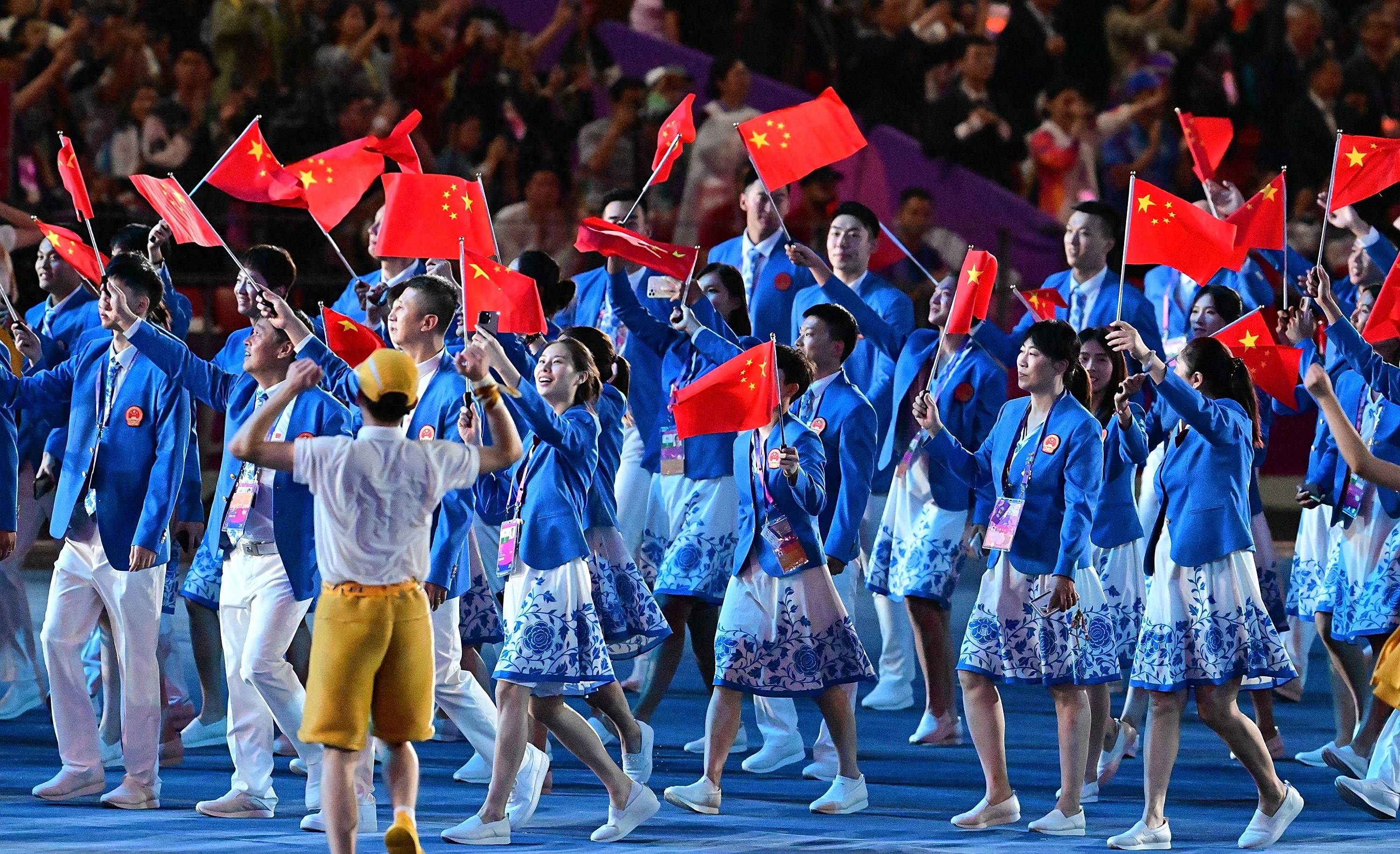 印度尼西亚亚运会中国代表团抵达雅加达出征备战备战。的简单介绍 印度尼西亚亚运会中国代表团抵达雅加达出征备战备战。的简单介绍