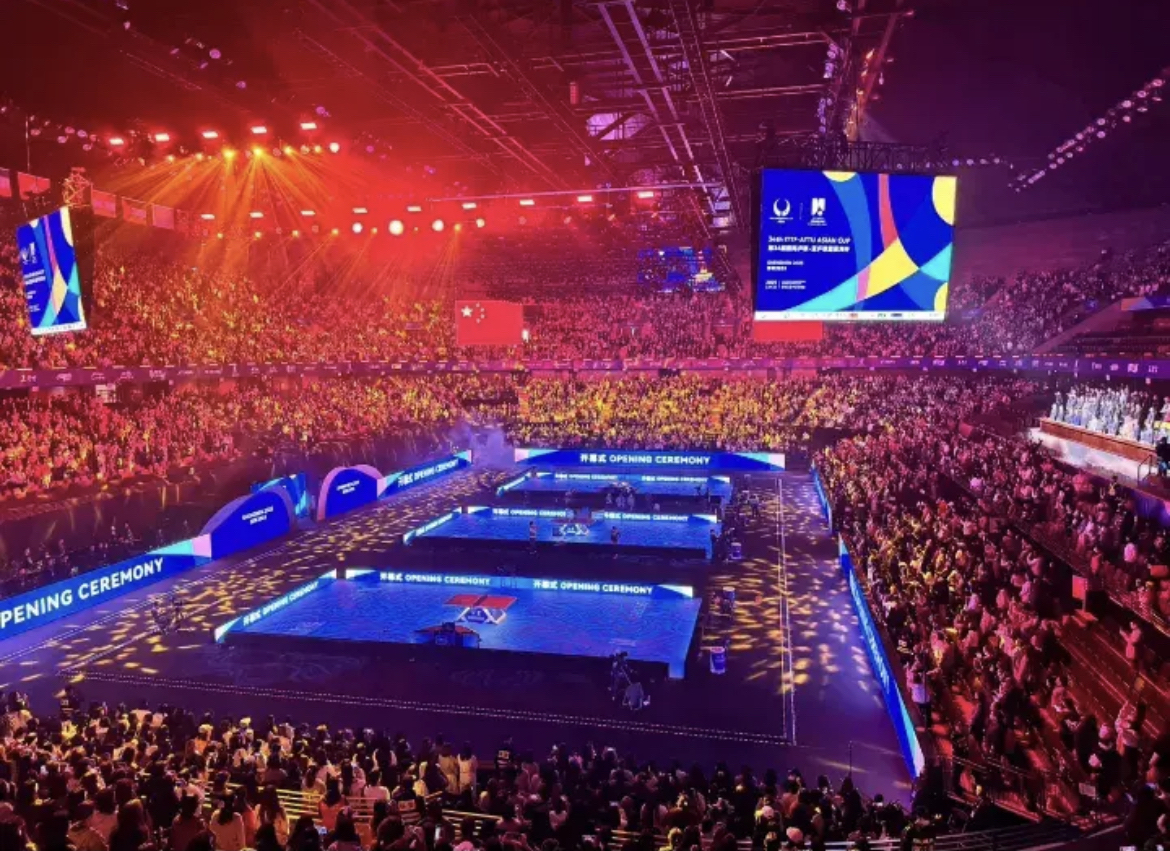 开云体育平台APP-观众热情支持，赛场火爆热闹