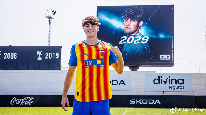 开云体育平台APP-瓦伦西亚豪取小组头名，西甲劲旅实力雄厚的简单介绍