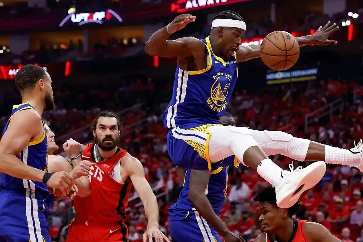 灰熊险胜骑士，莫兰特高效进攻