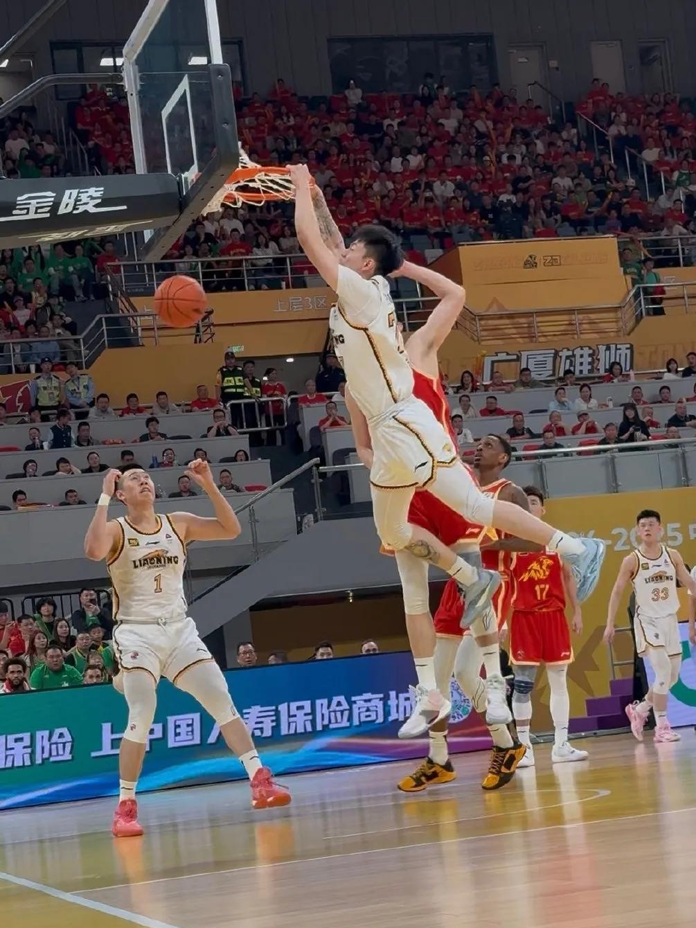 开云体育中国-热火完胜猛龙，张镇麟刷新纪录