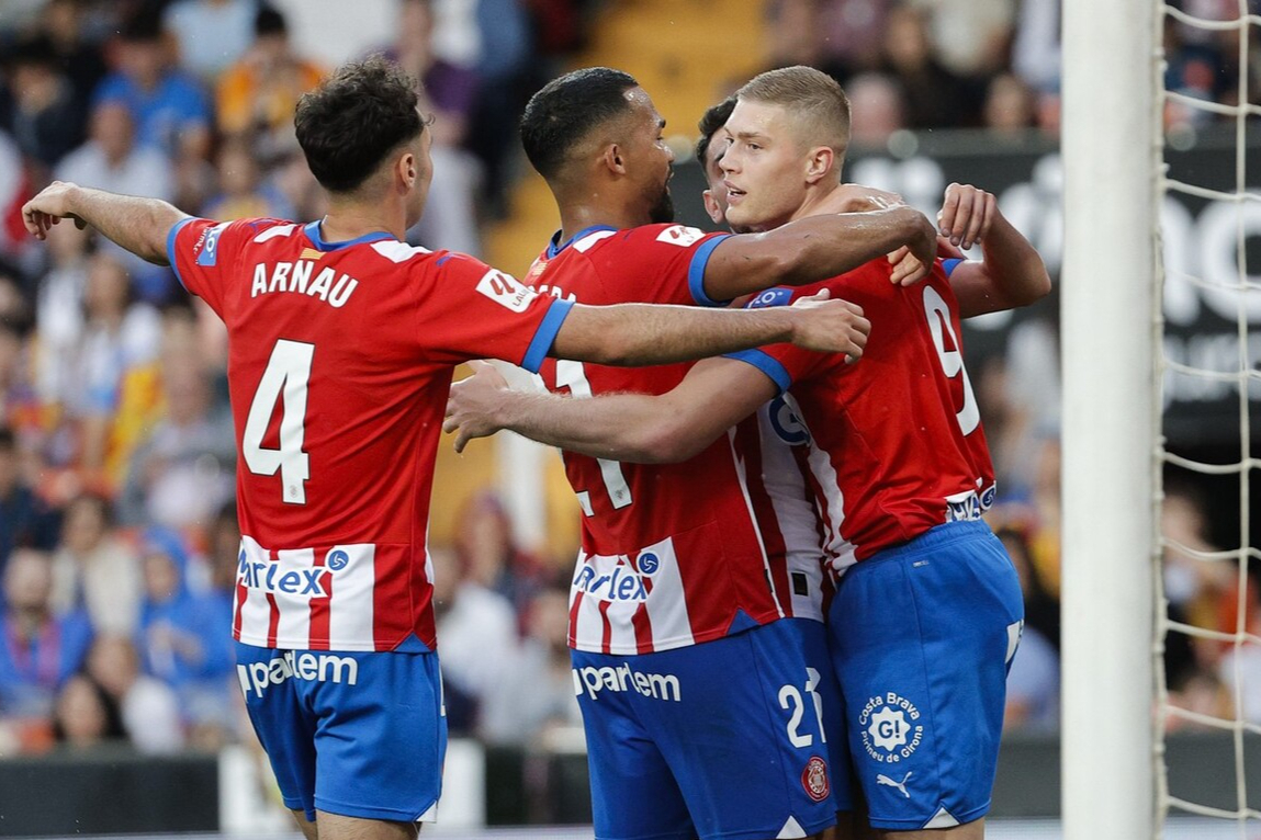 开云体育官网-格拉纳达对埃瓦尔的比赛备受瞩目