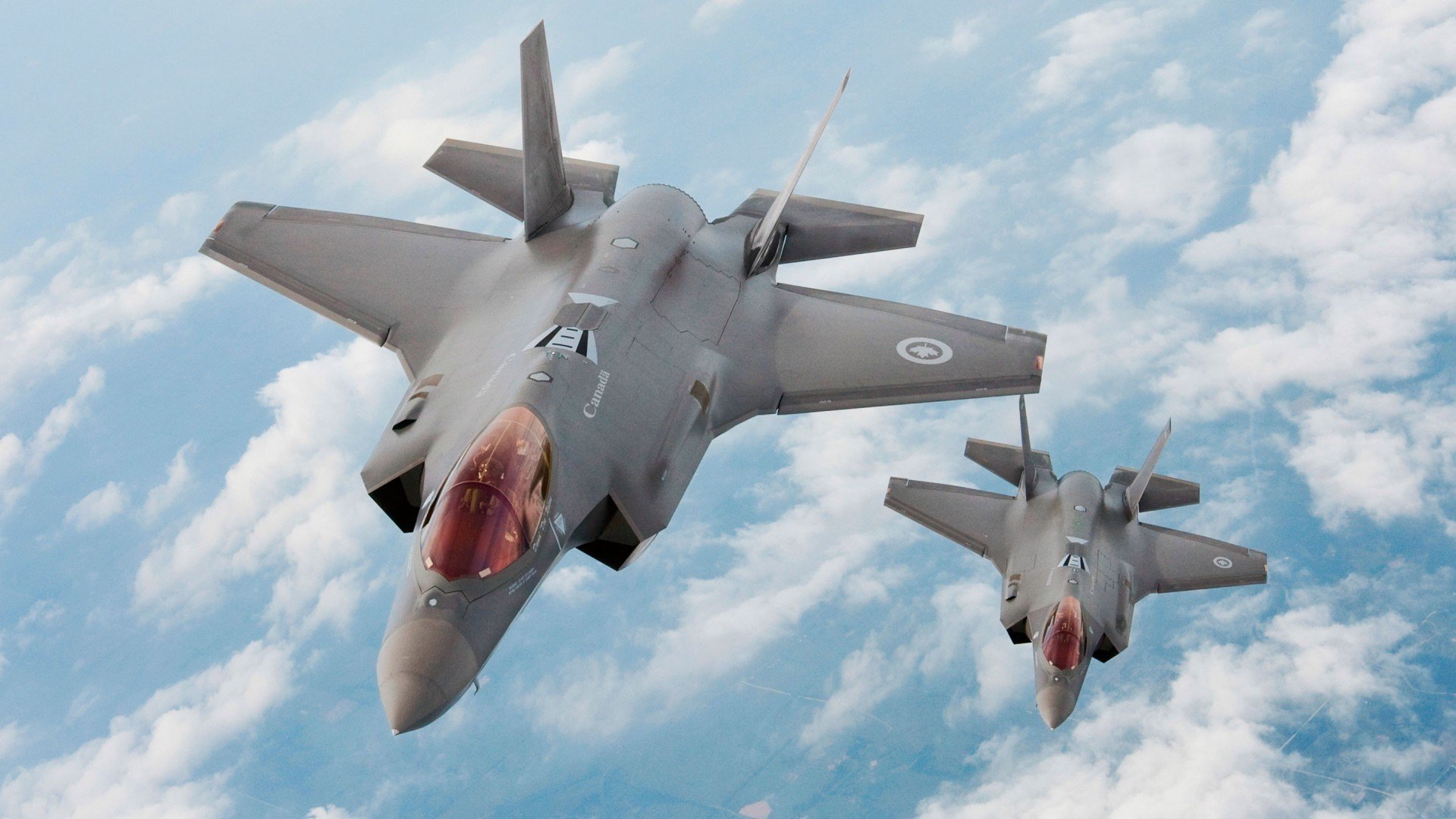 开云APP-赛道与绿茵的共鸣，从F1决战场到多特蒙德的战术凯旋