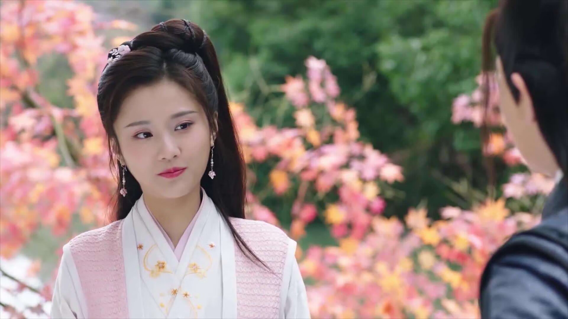 快船单节狂潮拉开篮网差距,约基奇关键先生本色主宰赛场