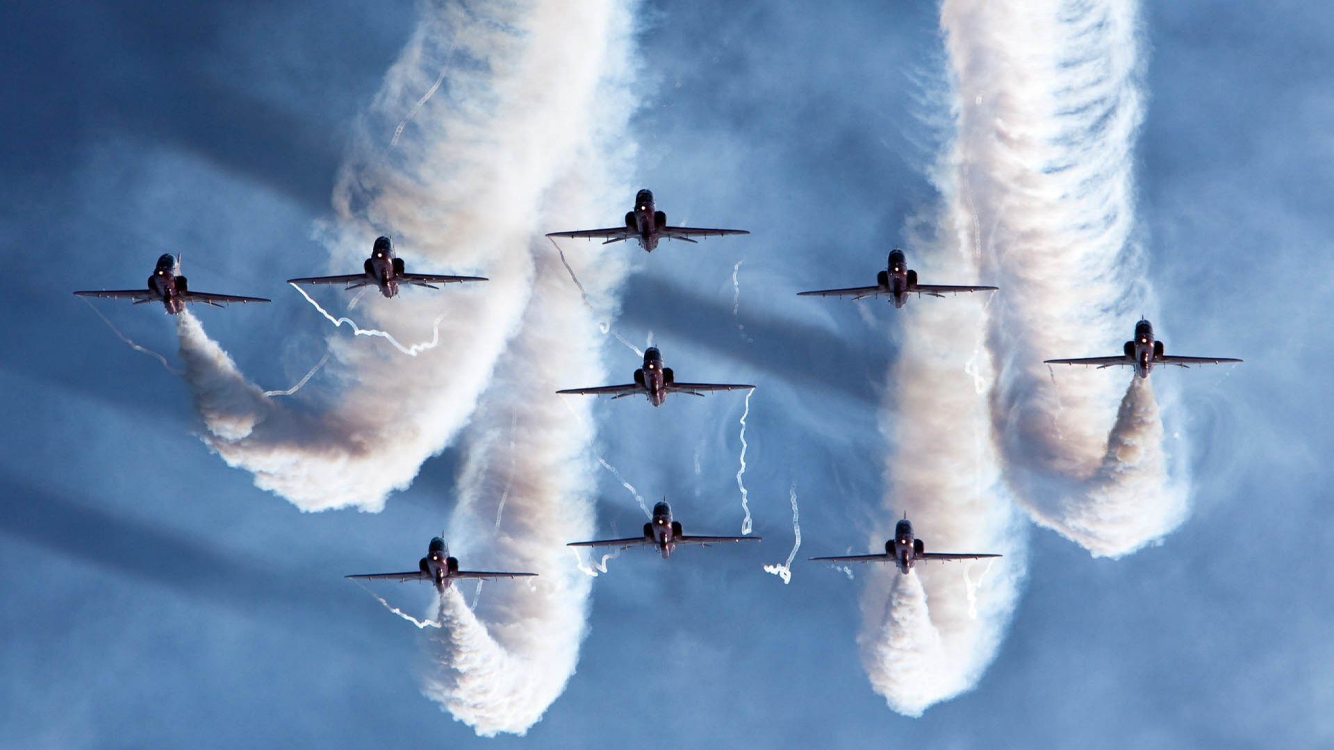 黄蜂压哨一击惊四座，东契奇关键回合定乾坤，绝杀时刻的冰与火