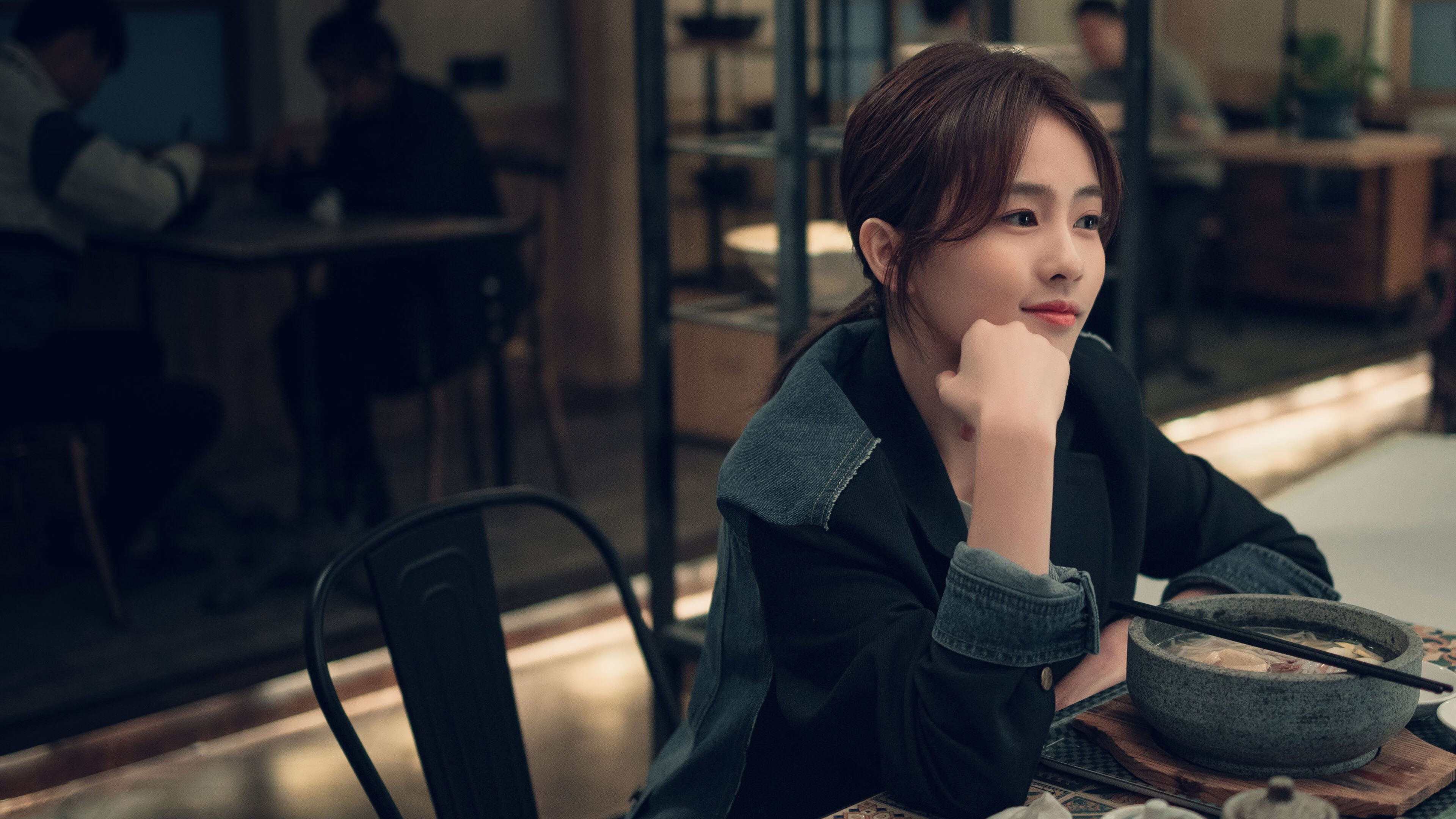 马德里竞技惊天逆转伊拉克，卡马文加闪耀成为关键先生