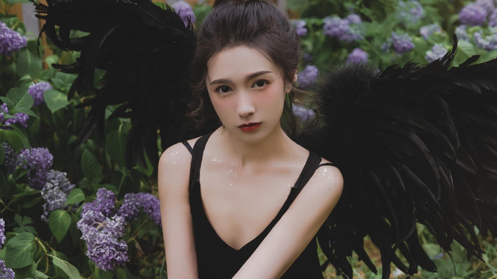 体育双焦点,德甲争冠战白热化,灰熊末节逆转76人