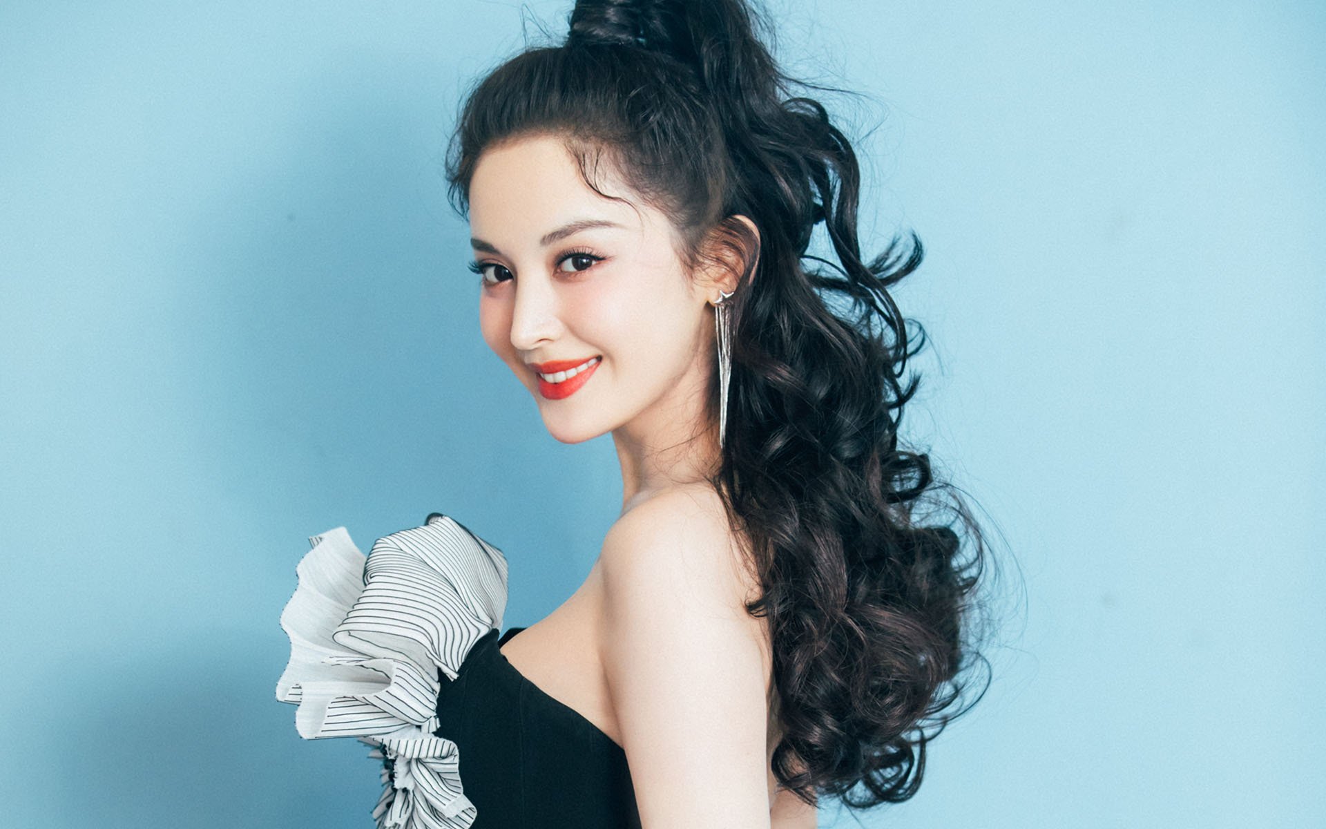 班凯罗爆发引发狂潮，新疆队强势晋级如鹈鹕击水